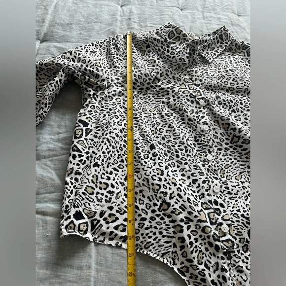 Chicos Leopard Print Tie Front Wrinkle Resistant Blouse-size 2 100 % Cotton NWOT - Picture 10 of 12